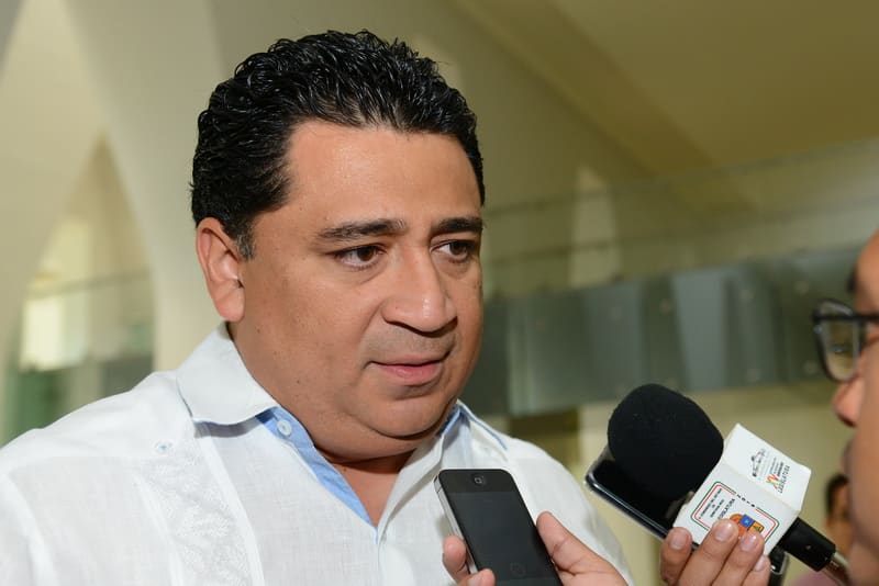 Es momento de hacer equipo con Quintana Roo, sin colores partidistas: Martínez Arcila