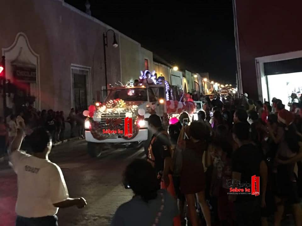 Lo que inició con seis vehículos, se ha convertido en una auténtica caravana