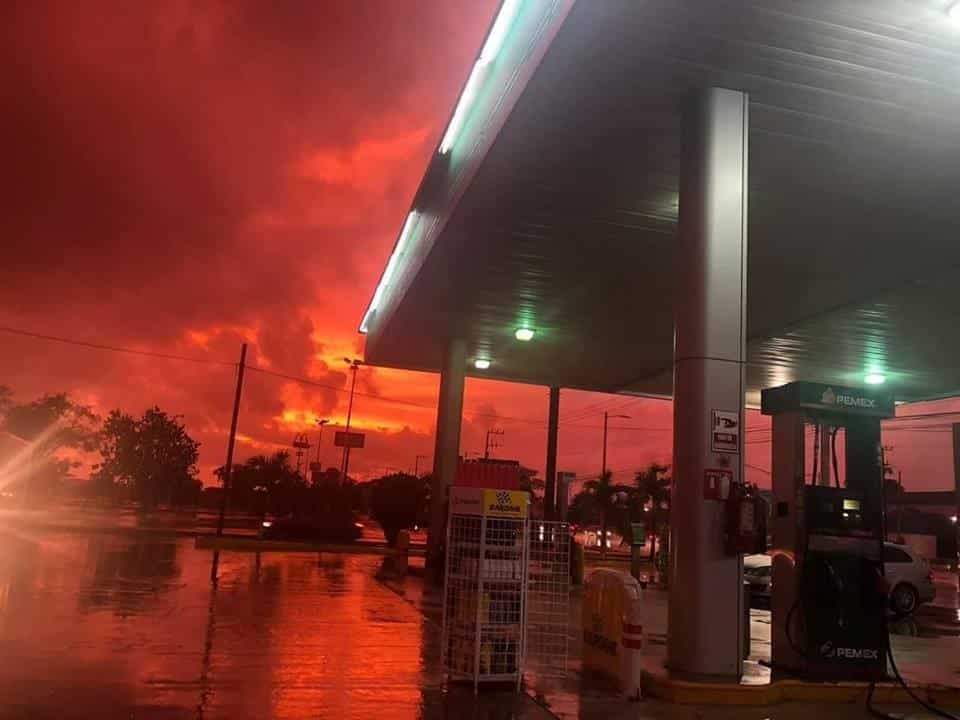 Fenómeno fotometeoro causa cielo rojo en Chetumal