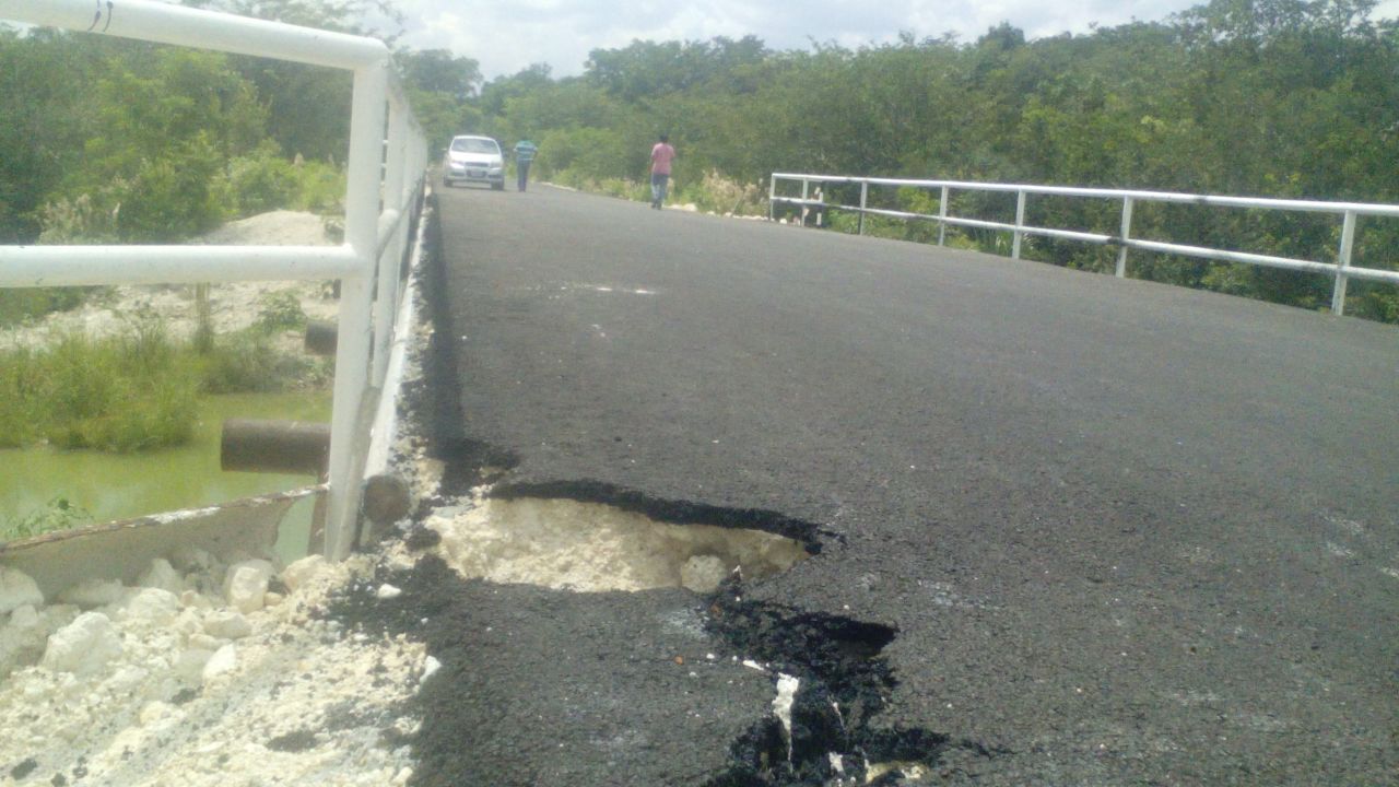 Puente tramo Santa María poniente-Naranjal Poniente con presenta hundimiento