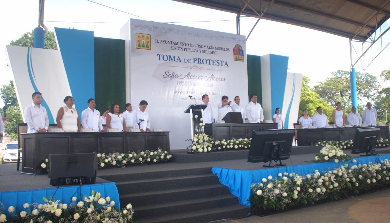 Sofía Alcocer Alcocer al frente de la presidencia de José María Morelos