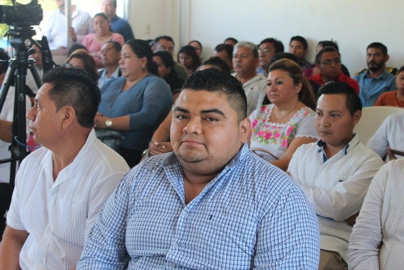 Dejan a Nivardo Mena sin acceso a cuentas bancarias, denuncia tesorero