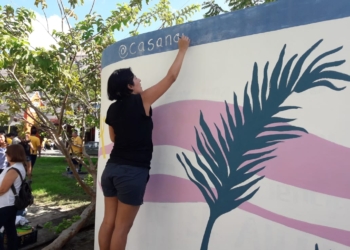 Con mural, celebra Astra aniversario de lucha por la niñez