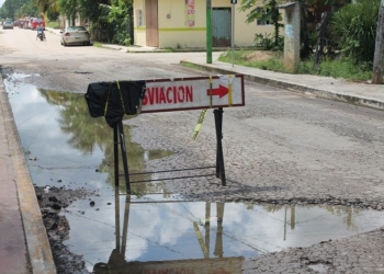 Urge bacheo en el centro de Kantunilkín