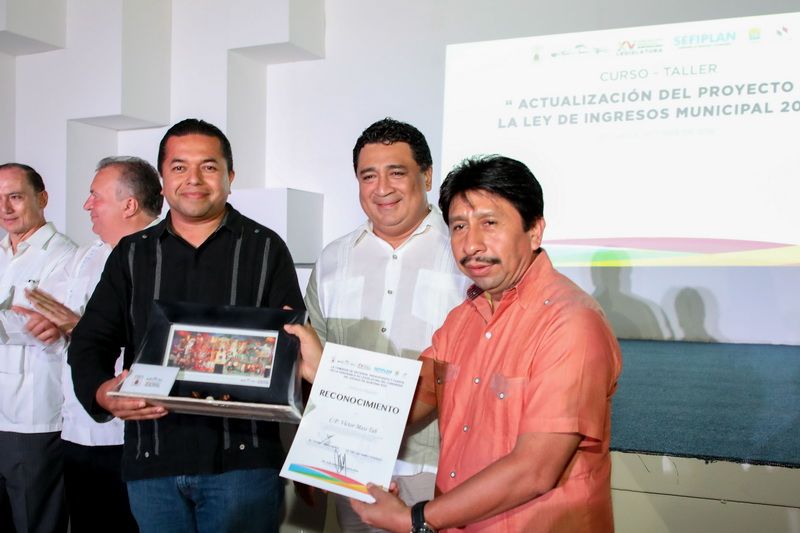 Brinda Congreso capacitación y actualización financiera a municipios para mejor desempeño