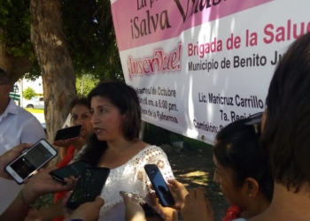 Deja plantadas delegado del IMSS a regidora y mujeres