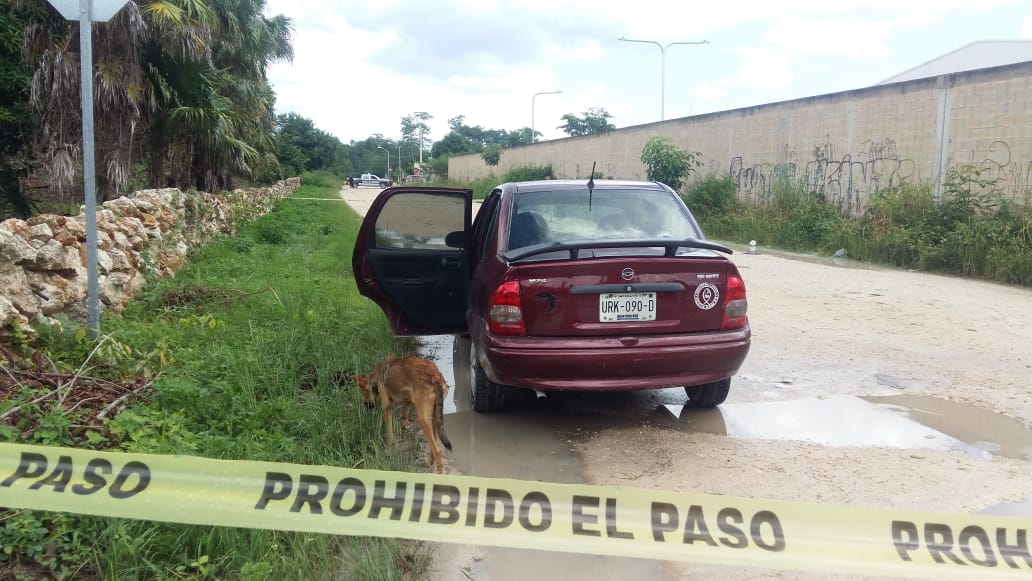 Roba automóvil con niño adentro; lo abandona