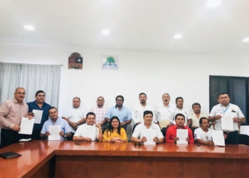 Transportistas signan acuerdos por el bienestar de Tulum y Felipe Carrillo Puerto