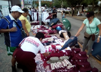 Exitosa vendimia en visita de AMLO