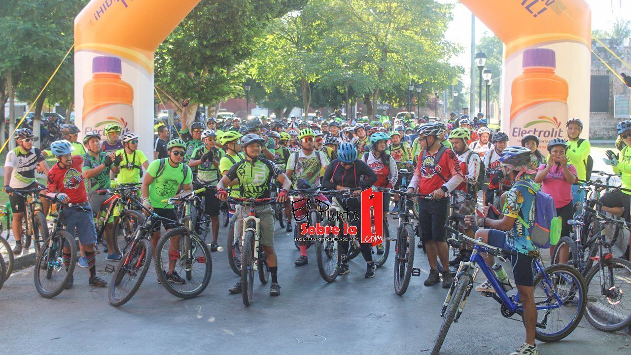 Bikers inundan Valladolid