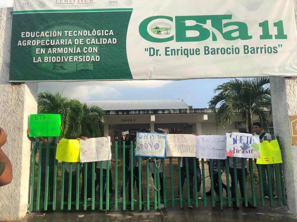 Alumnos del Cbta 11 de Chetumal tomaron las instalaciones