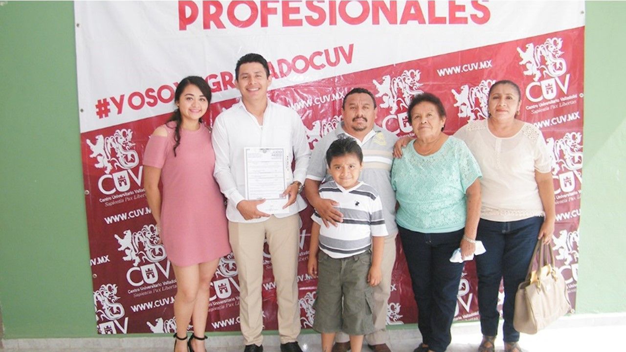 Cristalizan años de esfuerzo y sacrificios
