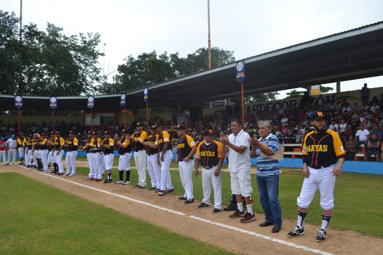 Con el grito ¡¡¡arriba los Mayas!!! Inauguran la liga de béisbol de la Capital de la Cultura Maya