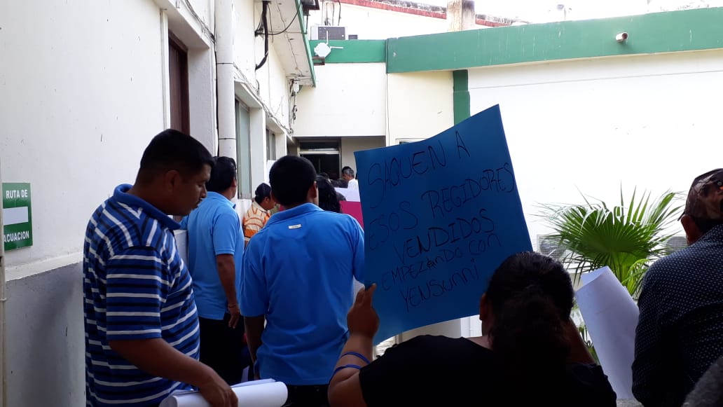 Ciudadanos exigen la destitución de la Sindica municipal Yensunni Martínez