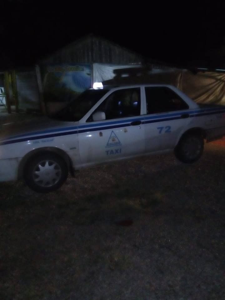 Taxista lo dejan como tacita