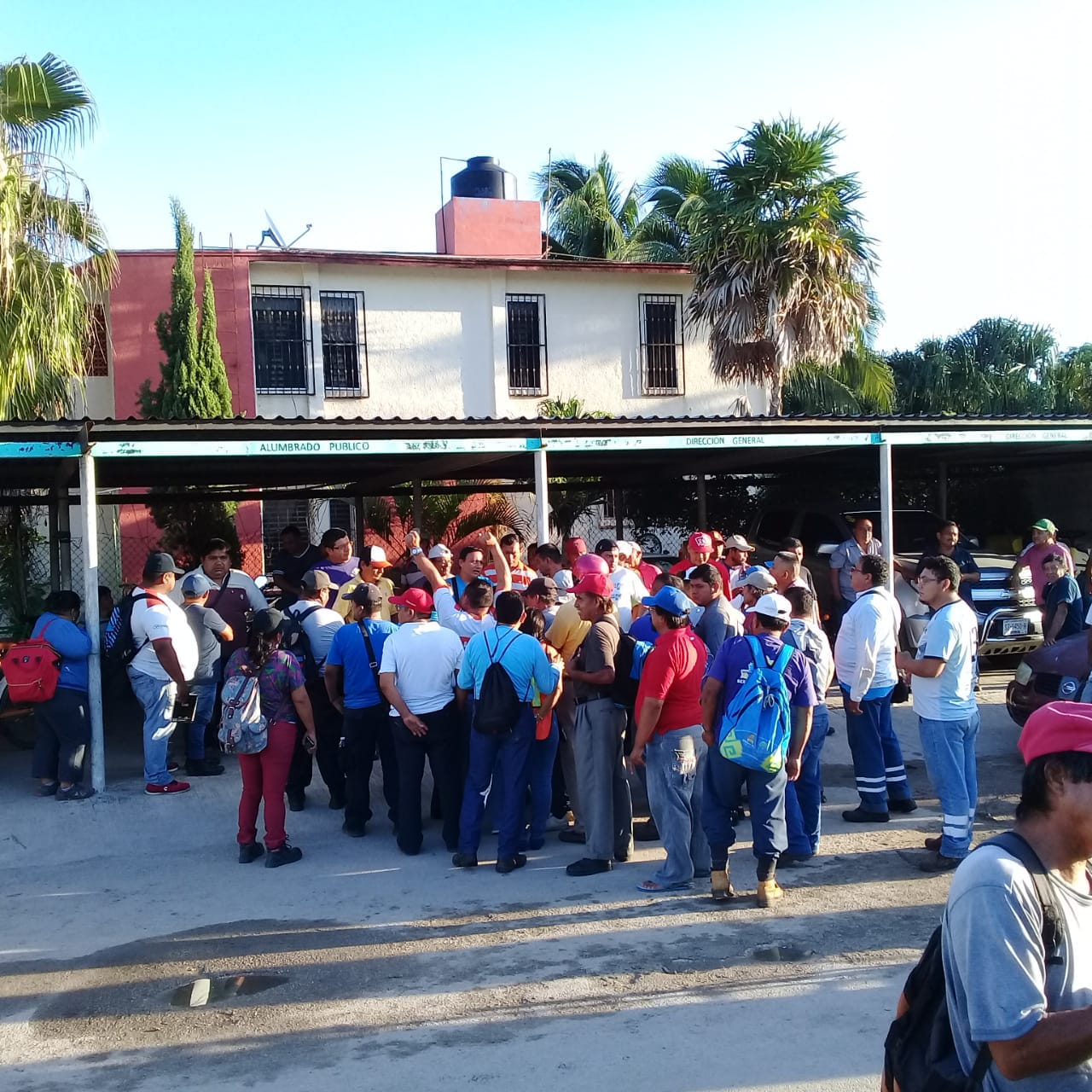 Suspenden labores trabajadores de Servicios Públicos Municipales de Othón P. Blanco