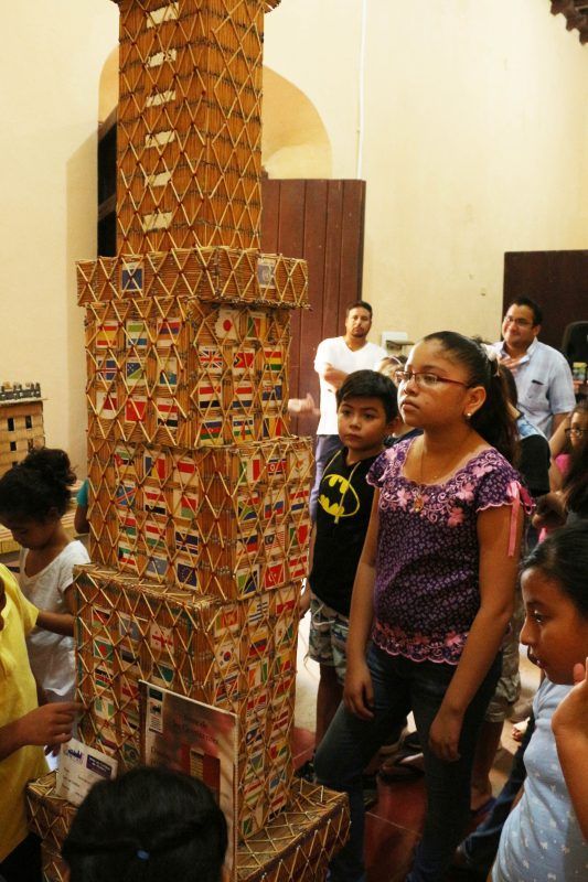 Imán de atracción inusual exposición en Museo de San Roque