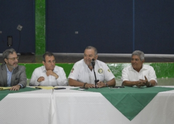 Lanzan taxistas su app propia