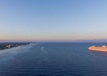 Atraca en Cozumel crucero más grande del mundo 
