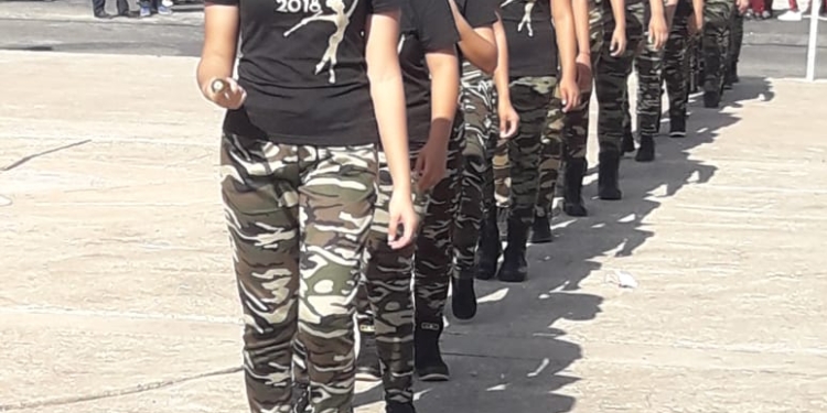 ((FOTOS)) Despliegan colores y pasión en desfiles revolucionarios