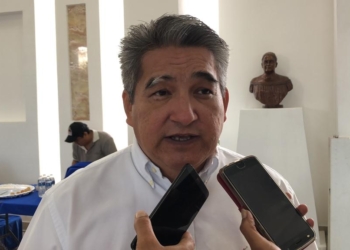 Brincan jóvenes de un empleo a otro
