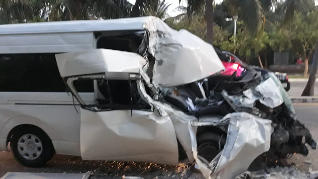 Muere pasajero tras choque en la Zona Hotelera