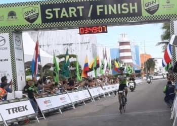 Triunfa Mario Zamora en el Gran Fondo de Nueva York en Cozumel