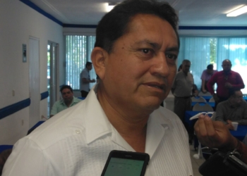 Diputados hacen “mutis” por alzas de CFE, se queja Canaco