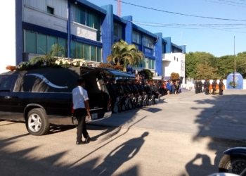 ((FOTOS)) Despiden con honores al policía caído