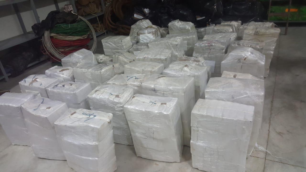 Investiga PGR “narcoavioneta” con tonelada y media de cocaína