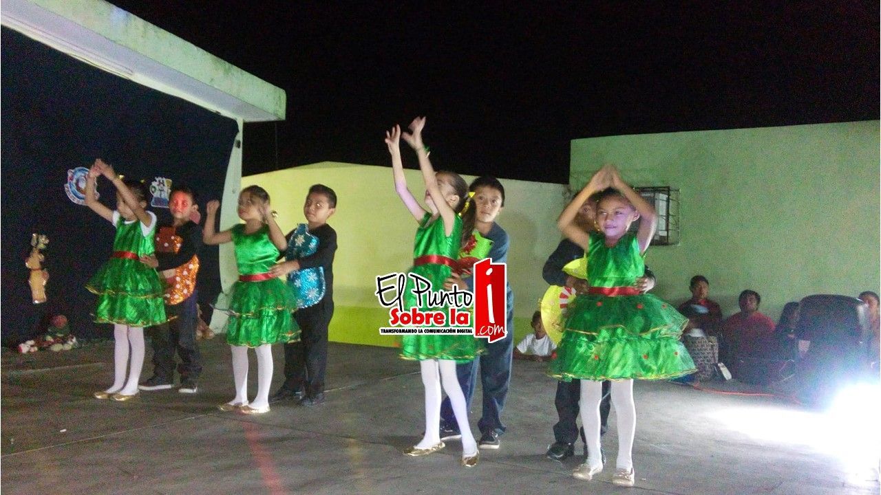 Esparcieron el espíritu de la navidad en cada rincón y espacio