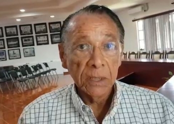 Presenta Hernán Pastrana licencia al cargo