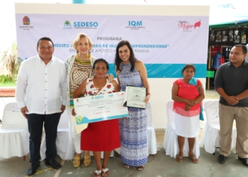 Mujeres de Kantunilkín reciben 137 créditos a la palabra