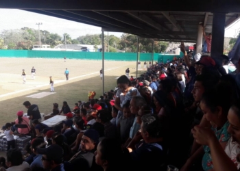 Ordena José Esquivel detener a dirigente deportivo, luego que su equipo perdiera