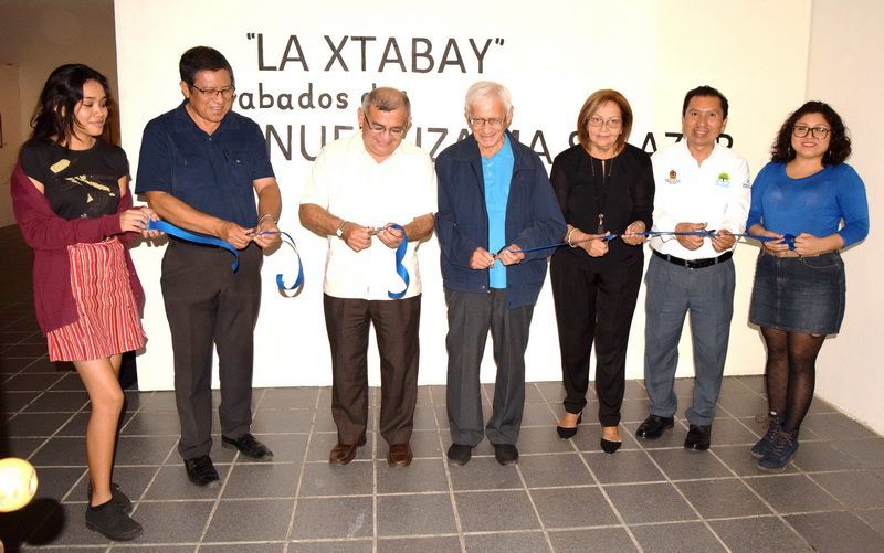 Con alegría se inauguró una exposición de grabados sobre la Xtabay