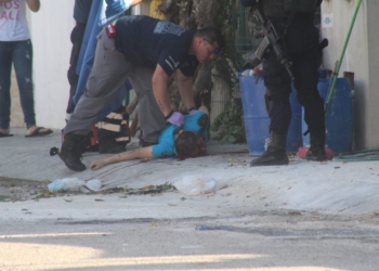 Ejecutan a chofer del dirigente taxista de Playa del Carmen