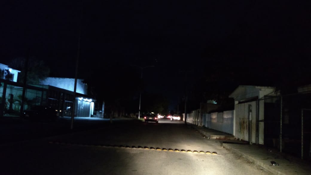Calles de Felipe Carrillo Puerto en penumbras