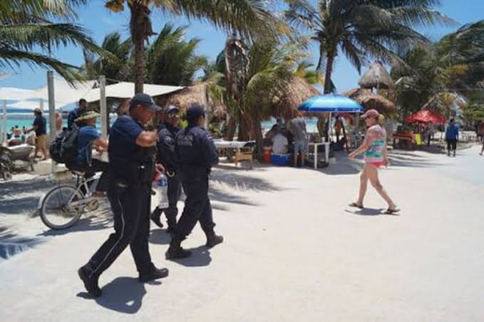¡Entreguenme la droga!
