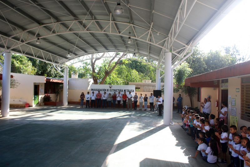 El sol y la lluvia ya no serán preocupación en el preescolar «Dalia de las Cuevas»