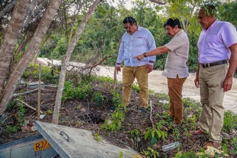 Limpieza general de calles de la colonia Tumben Káh: Víctor Mas Tah