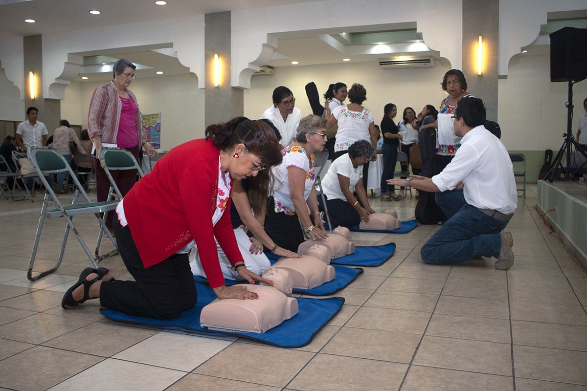 Atención gratuita en salud de primer nivel a derechohabientes, jubilados y trabajadores del Isstey