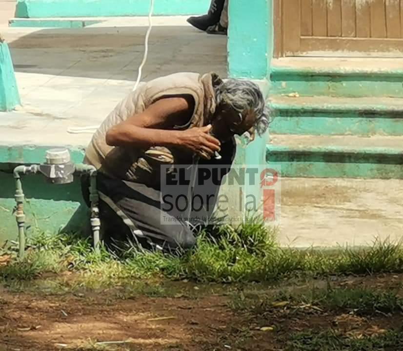Abuelito en problemas