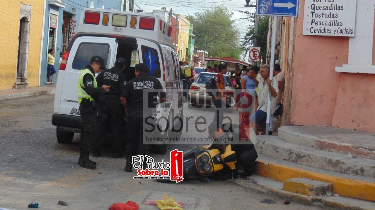 Se lleva brutal impacto y vive para contarlo