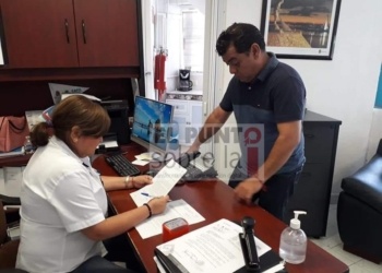 Regidor independiente Julio «Taquito» se pronuncia contra los desperfectos ocasionados por CAPA en las arterias de Chetumal; pide intervención inmediata de las autoridades