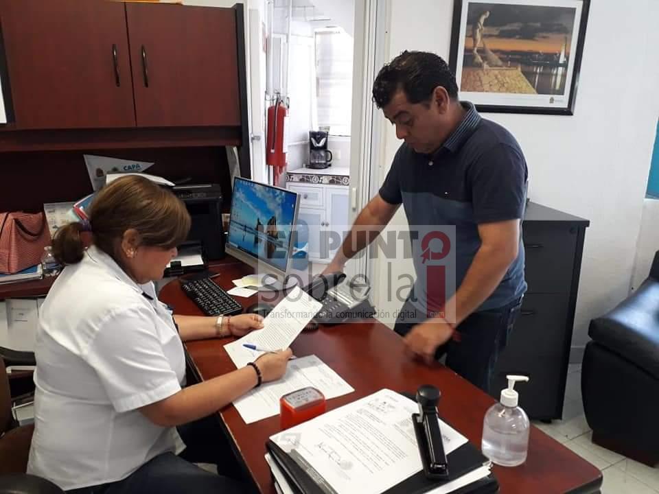 Regidor independiente Julio «Taquito» se pronuncia contra los desperfectos ocasionados por CAPA en las arterias de Chetumal; pide intervención inmediata de las autoridades