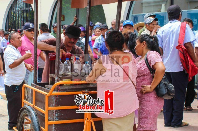 “A río revuelto, ganancia de pescadores”