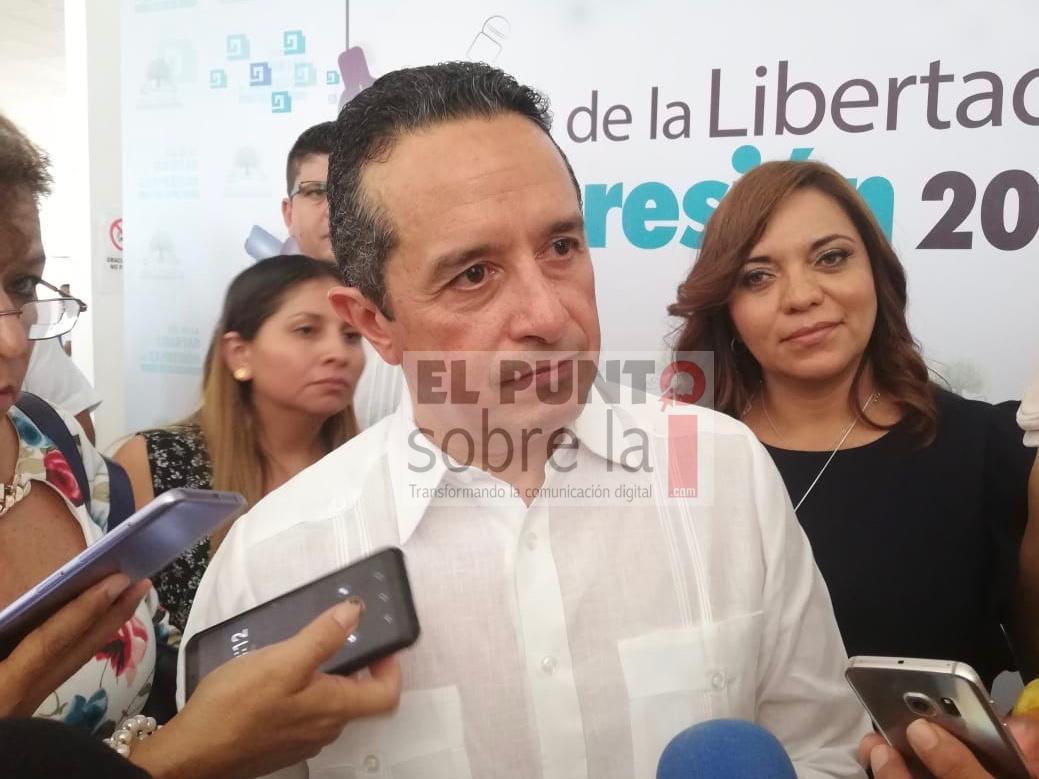 Trabajaremos en conjunto para combatir el sargazo: Carlos Joaquín