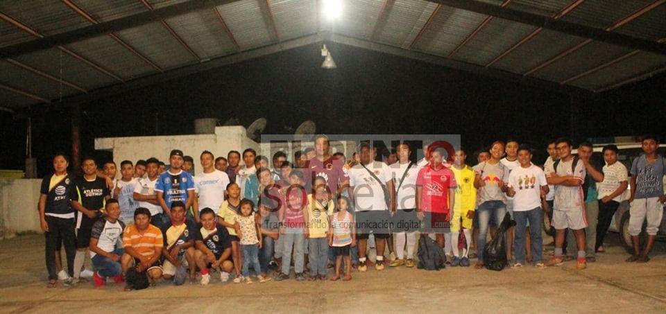 Tradicional torneo de soccer vuelve a reunir a jóvenes en Dzitnup