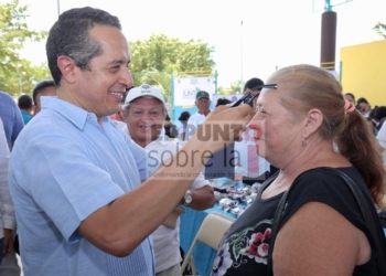 En tres años, hemos organizado 40 caravanas con servicios del gobierno para la gente y vamos por más: Carlos Joaquín