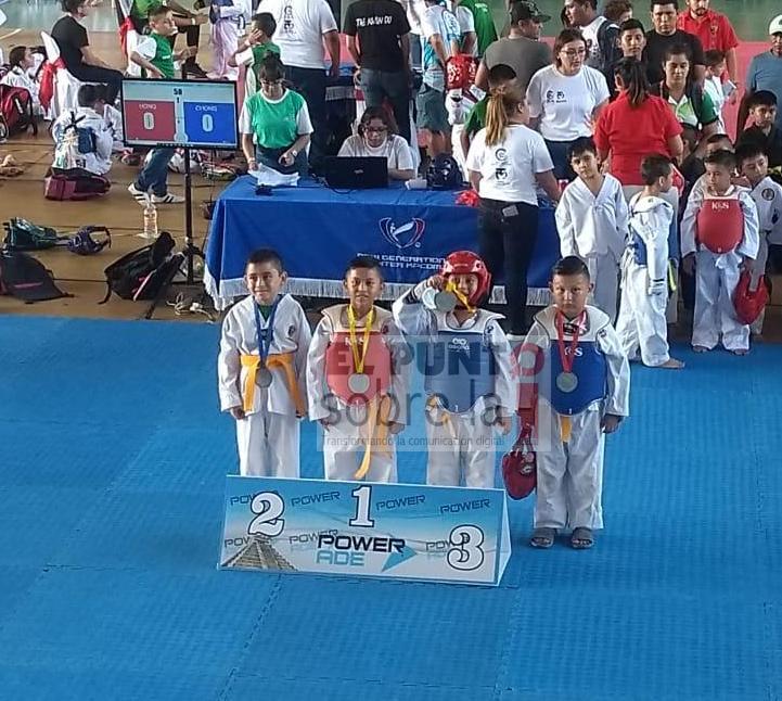 Atletas morelenses obtienen 22 preseas en distintas competencias deportivas